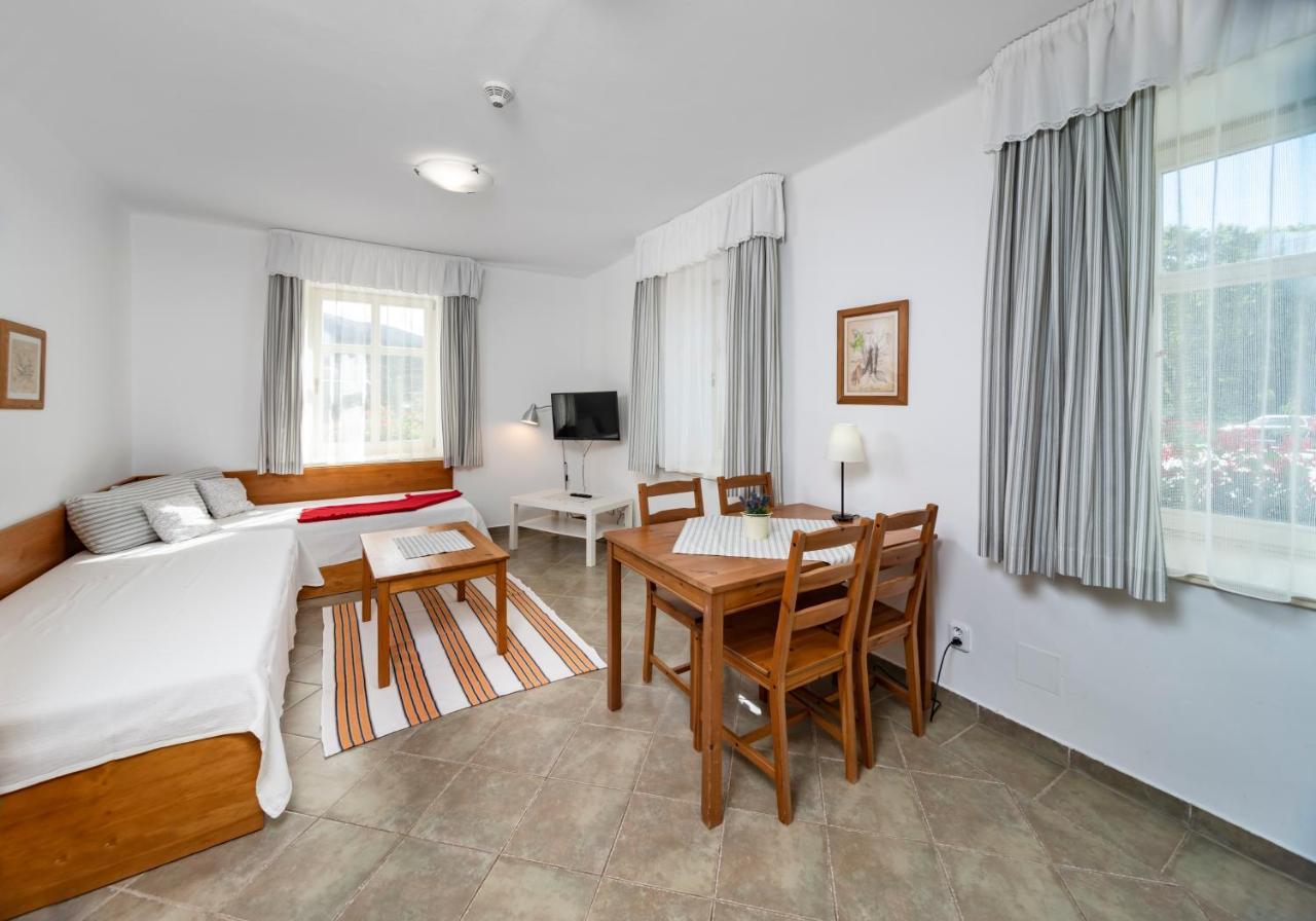 Minerva Hotel Špindlerŭv Mlýn Ngoại thất bức ảnh